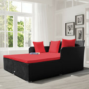 Costway - Spacious Outdoor Rattan Daybed with Upholstered Cushions and Pillows-Red