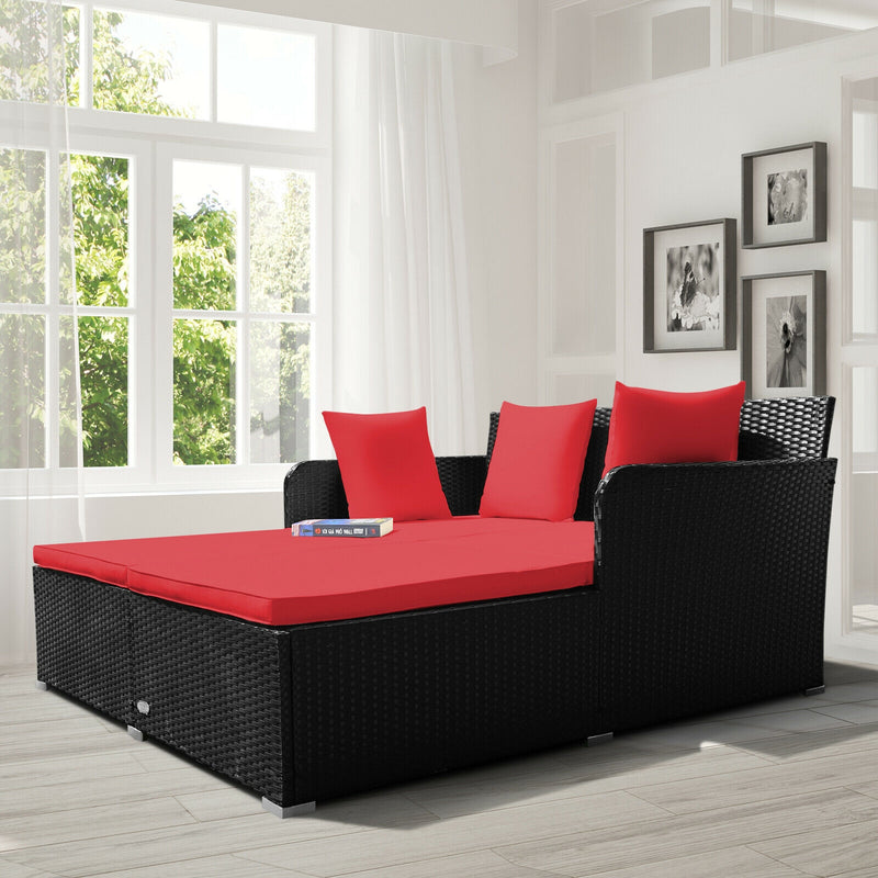 Costway - Spacious Outdoor Rattan Daybed with Upholstered Cushions and Pillows-Red