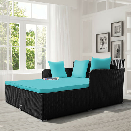 Costway - Spacious Outdoor Rattan Daybed with Upholstered Cushions and Pillows-Turquoise