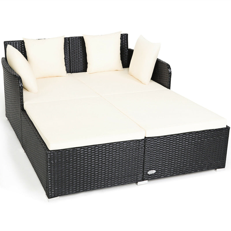 Costway - Spacious Outdoor Rattan Daybed with Upholstered Cushions and Pillows-White