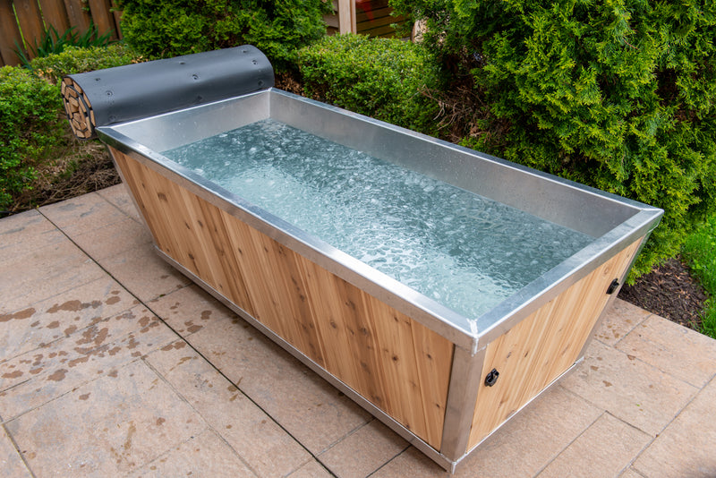 LeisureCraft The Polar Plunge Tub