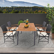 Costway - Set of 2/4 Patio Wicker Chairs with Soft Zippered Cushion-Set of 4